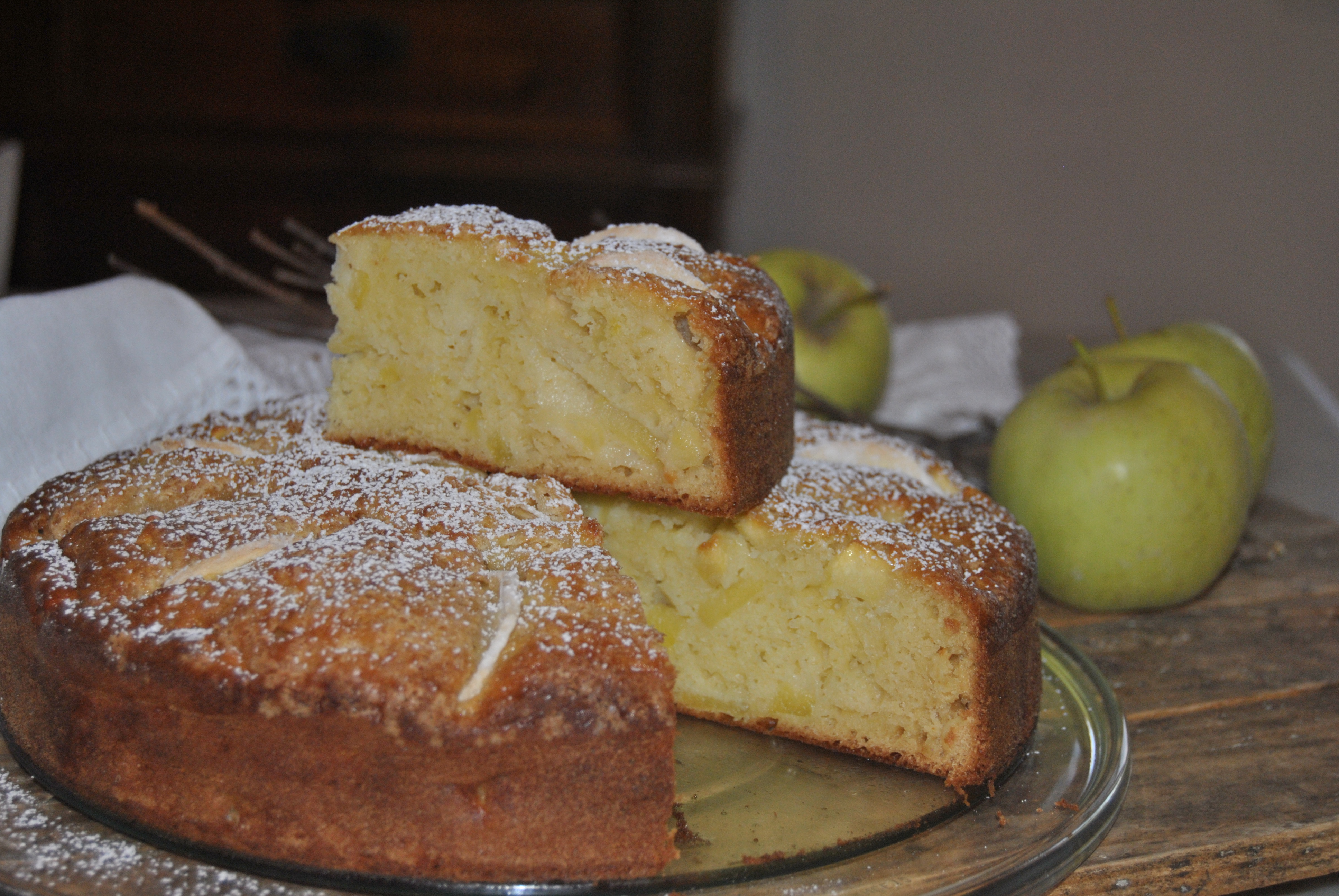 Torta di mele e ricotta soffice - Mangioridoamo